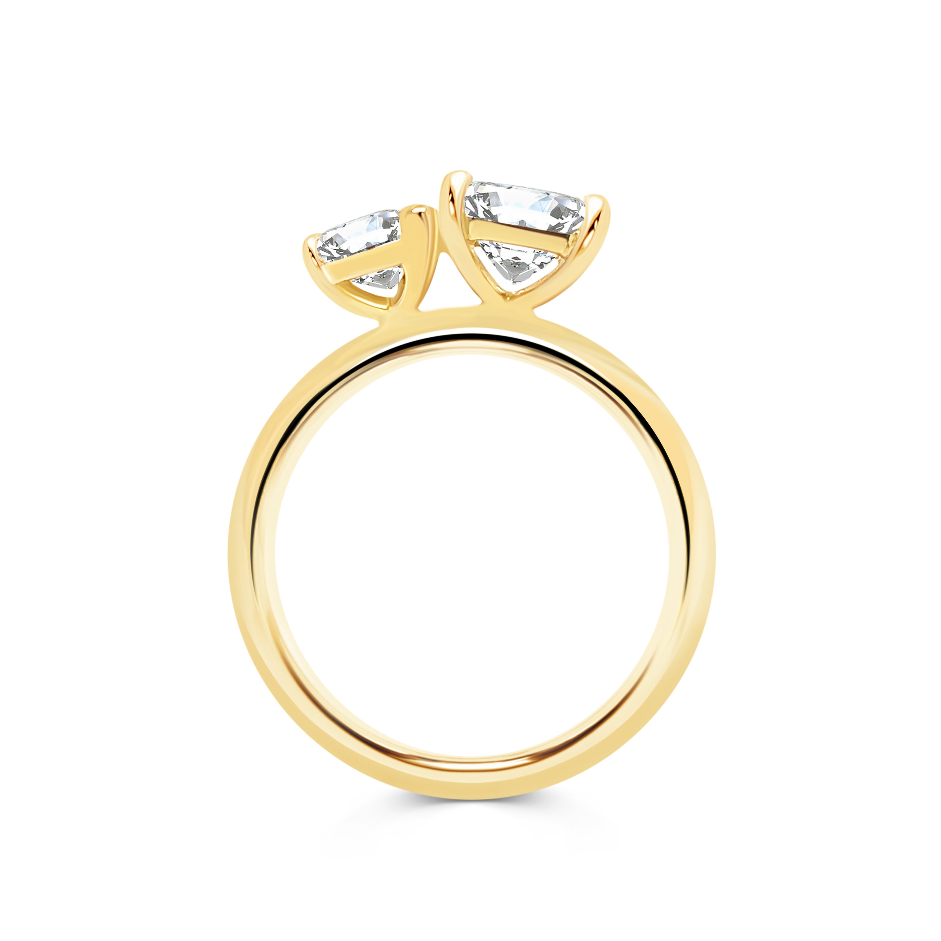Toi et Moi ring with a Pear shaped & princess shaped diamonds in yellow gold band