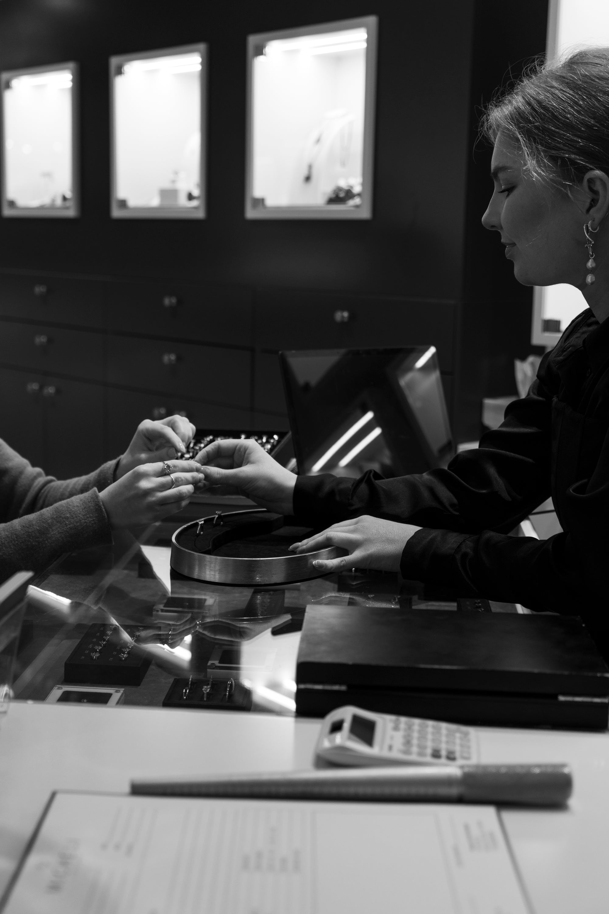 How to Book a Custom Engagement Ring Consultation in Melbourne